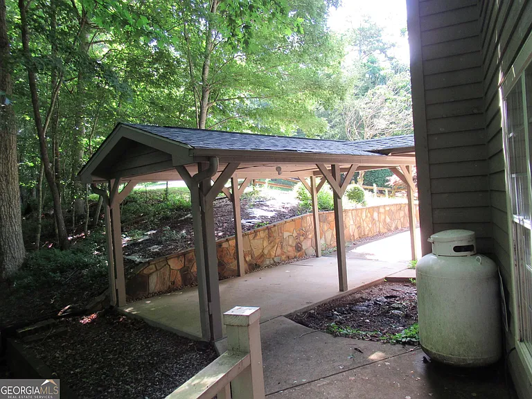 139 Trevor Trl — Photo 35