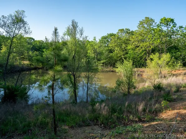 (undisclosed Address), Quinton, OK 74561