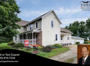 W8458 Spring Rd, Hortonville, WI 54944