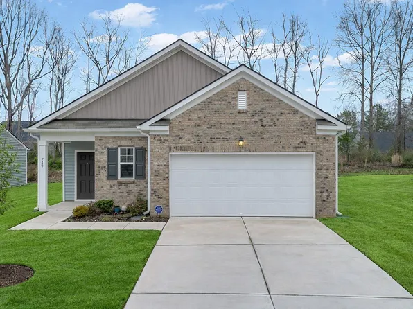 740 Mirror Pond Dr, Zebulon, NC 27597