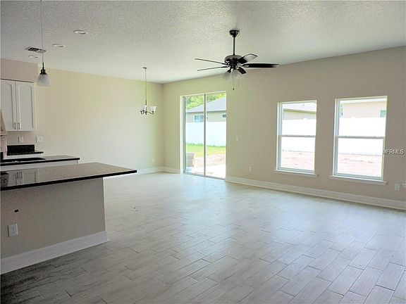 4th image of 1236 Wild Daisy Dr