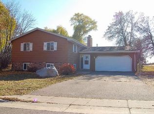 7063 147th St W, Savage, MN 55378