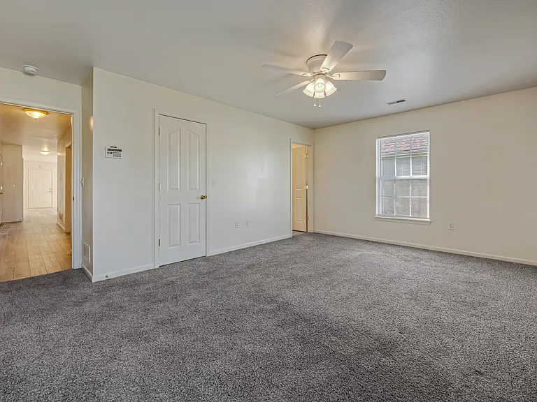 1224 Deseret Dr — Photo 22