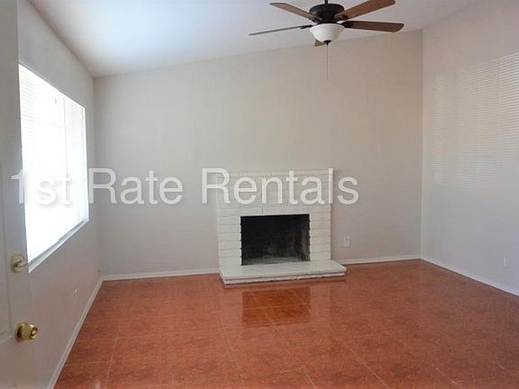 3rd image of 15374 Eleanor Ln