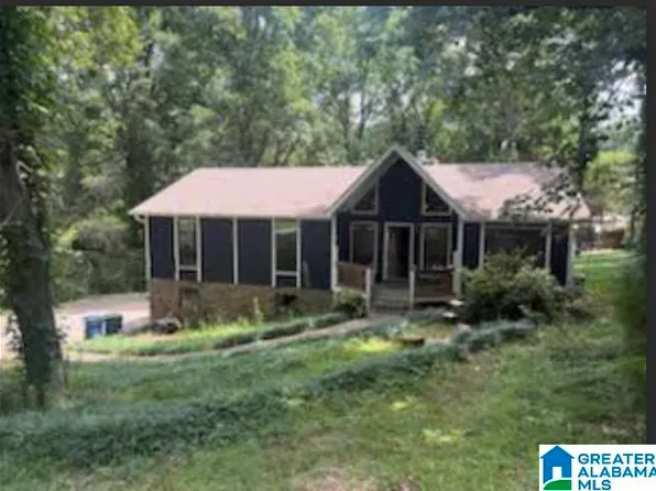 1113 Henry Dr, Alabaster, AL 35007