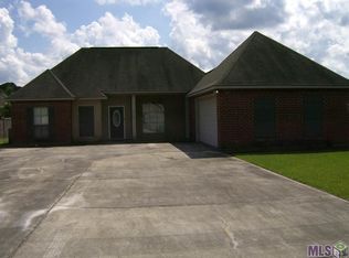 12768 Landon Dr, Walker, LA 70785