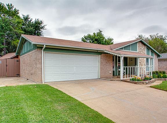 2nd image of 3116 Whisper Wood Ln