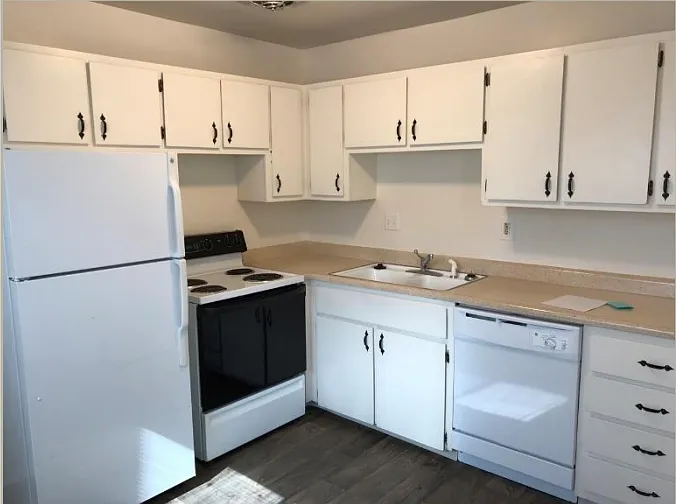 4401-4411 N Everett Dr #4401 — Photo 6