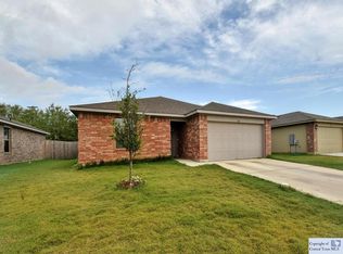 168 Talon Dr, Luling, TX 78648