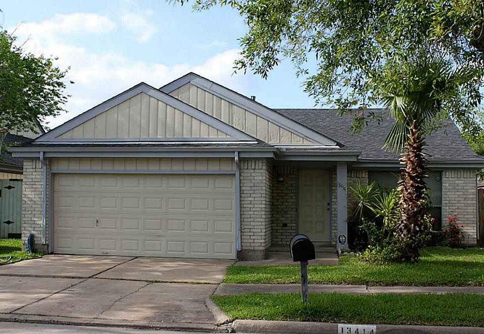 1st image of 13414 Agarita Ln