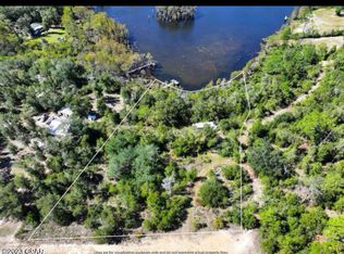 17837 Wood Duck Ln, Fountain, FL 32438