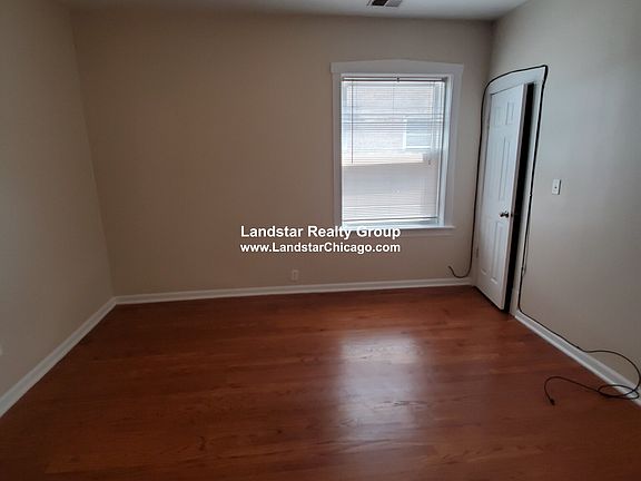 5th image of 4451 N Hamlin Ave #2