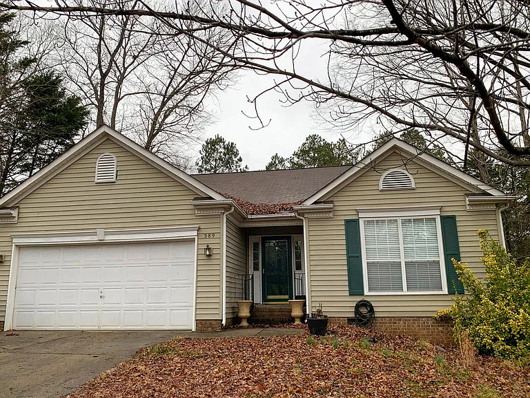 For Rent: $1,750 (3 beds, 2 baths, 1,446 Square Feet)