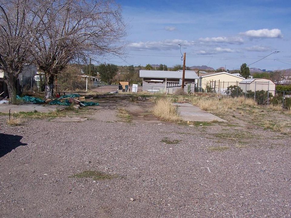 1st image of 406 E Diane Dr
