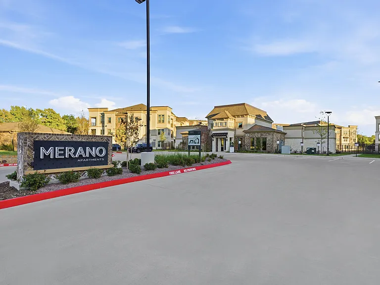 Merano Apartments — Photo 27