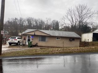 1349 Grove Rd, Pittsburgh, PA 15234