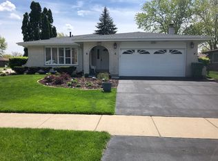 8935 W 140th St, Orland Park, IL 60462
