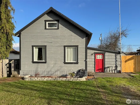 1121 Georgiana Street, Port Angeles, WA 98362