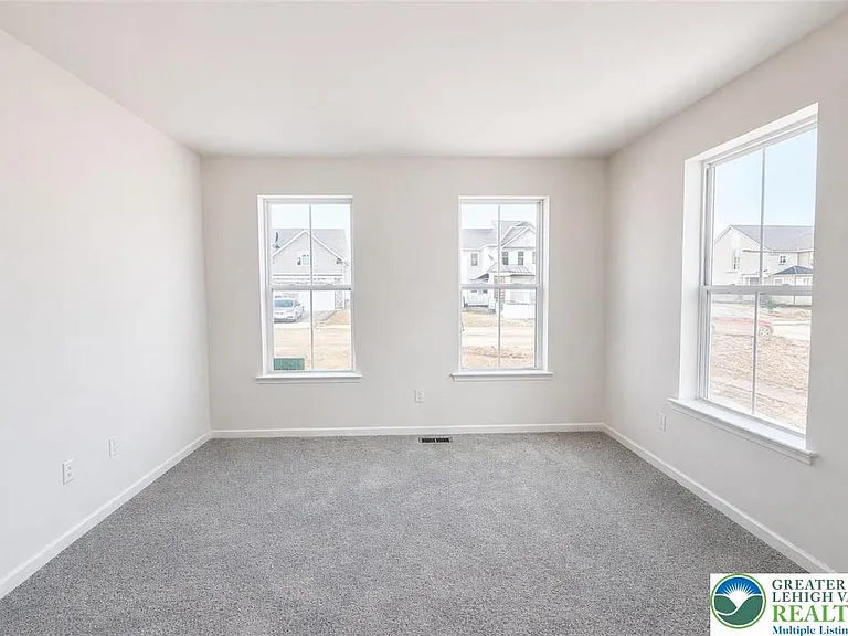 3740 Samantha Ln — Photo 15