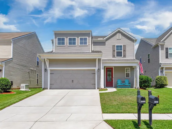 208 Roanoke Hill Ct, Summerville, SC 29483