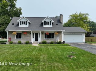 1070 Jacqueline St, Saginaw, MI 48609