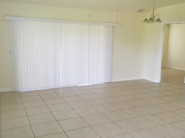 4616-4618 24th St Sw