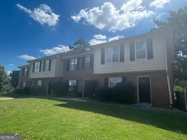 1469 & 1471 Big Bear Cv NE, Conyers, GA 30012