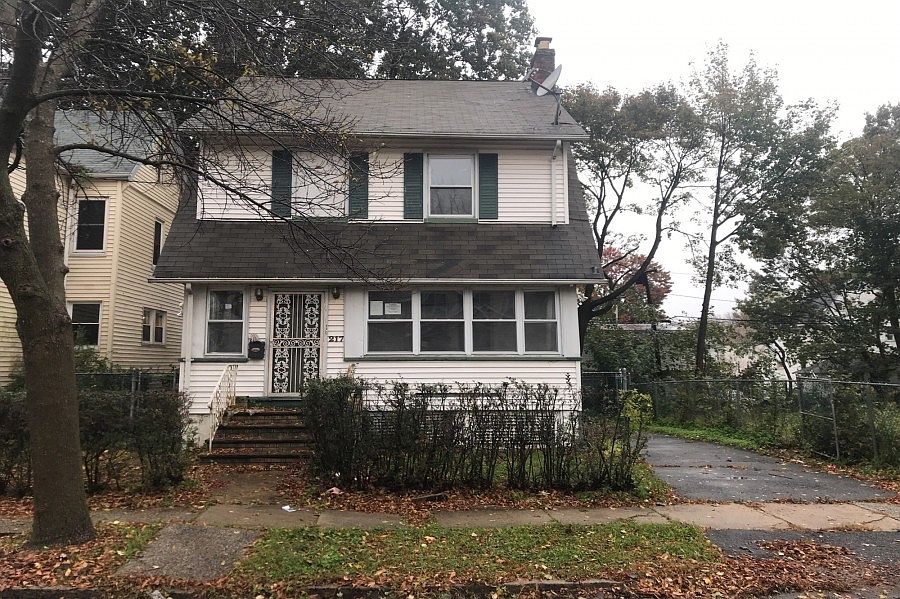 1st image of 217 Lindsley Ave