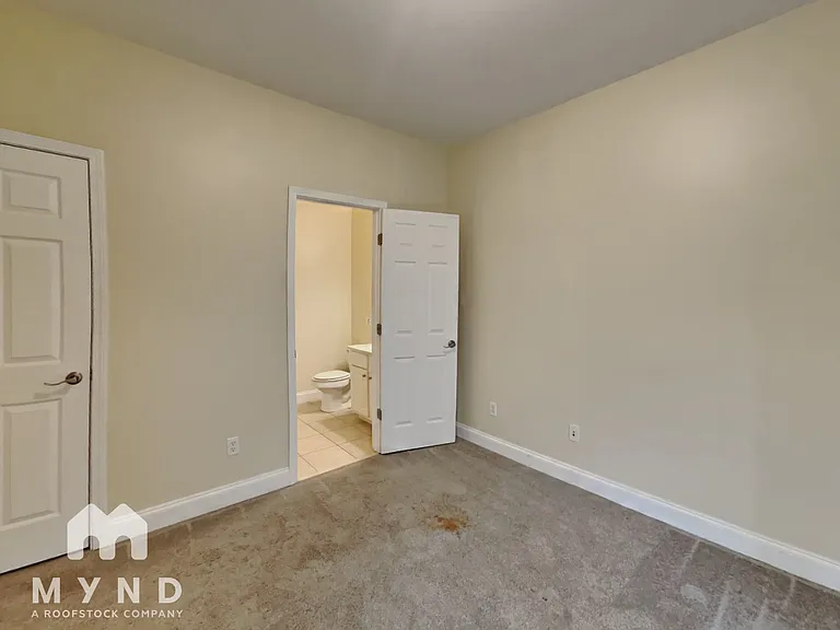 213 16th St NW #9 — Photo 16
