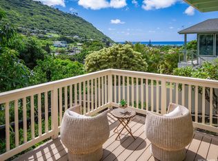 835 Ahuwale St, Honolulu, HI 96821