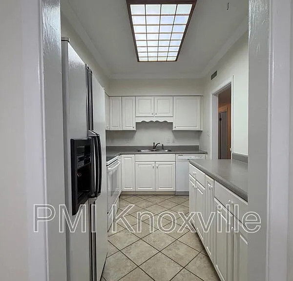 5709 Lyons View Pike #1206 — Photo 7