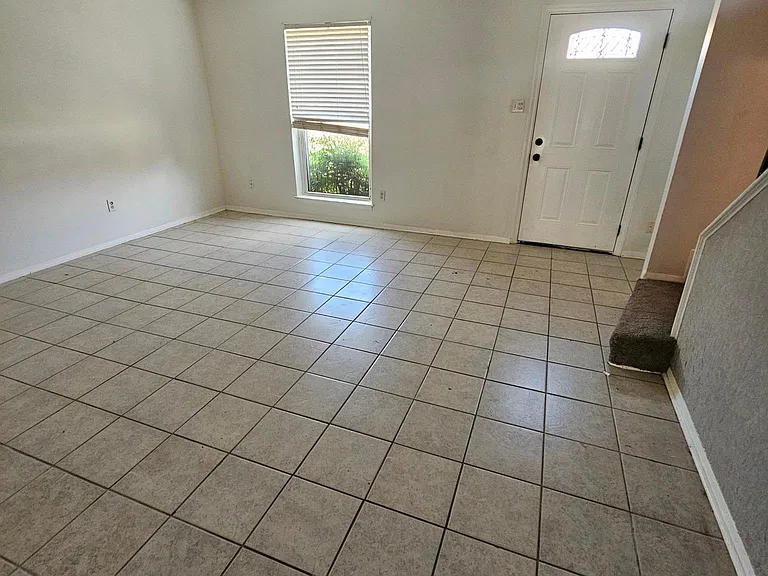 5552 Massey Station Rd — Photo 6