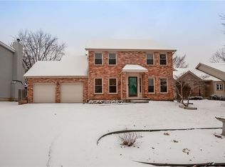 14812 S Arapaho Dr, Olathe, KS 66062