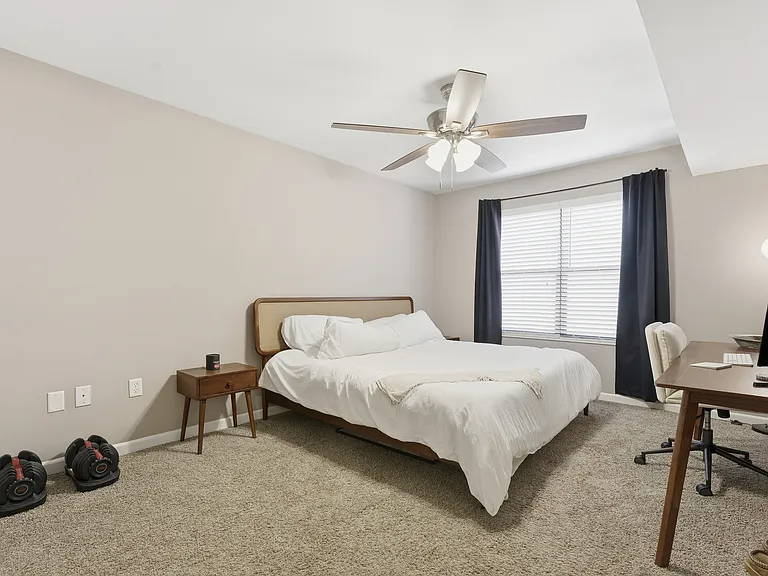 925 Washington St #102 — Photo 5