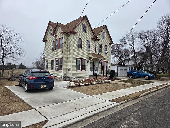 2nd image of 214 Billingsport Rd