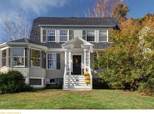 825 Shore Rd, Cape Elizabeth, ME 04107