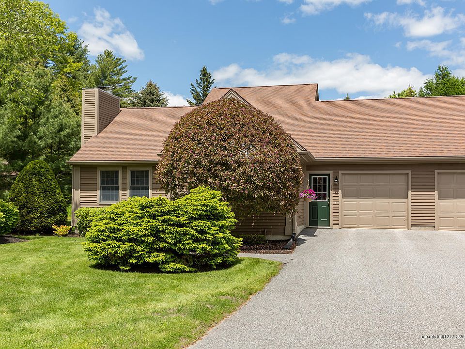 1st image of 11 Estate Dr #11
