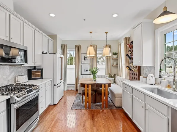 7 Allison Way #7, Natick, MA 01760