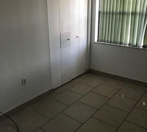 4th image of 30 Bonaire Pl