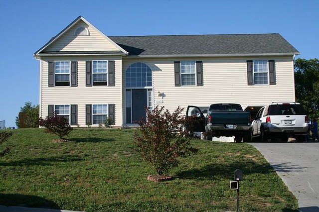 545 Fulton Drive Strasburg, VA 22657