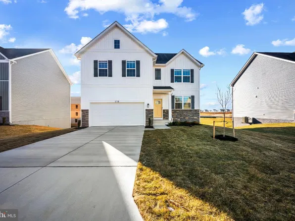543 Buckeye Dr, Shenandoah Junction, WV 25442