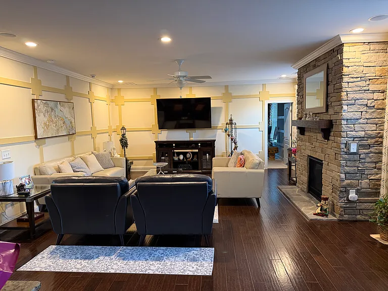 1605 Capstone Dr — Photo 13