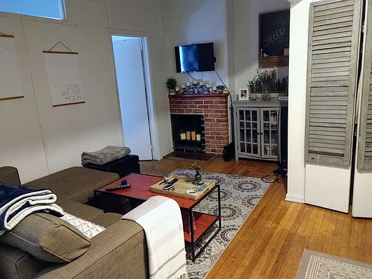 Rented by Green Line Realty | media 20