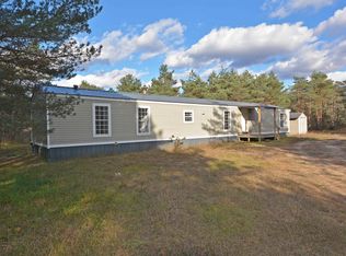 17576 Pineview Dr, Thompsonville, MI 49683