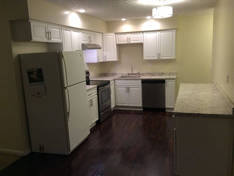 1st image of 2939 Cranston Dr