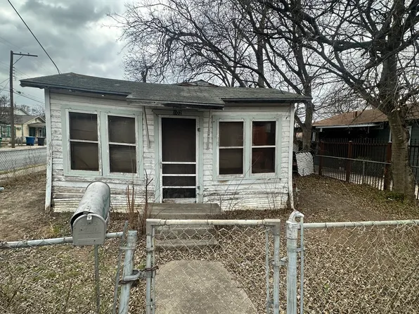 102 Noria, San Antonio, TX 78207