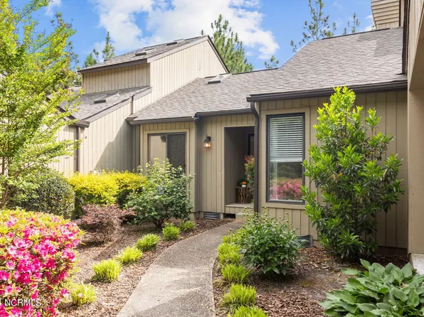 20 Lake Pinehurst Villas Road #20, Pinehurst, NC 28374