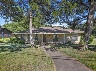 1029 Tower Dr, Cedar Hill, TX 75104