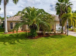 5001 SW 9th Pl, Cape Coral, FL 33914