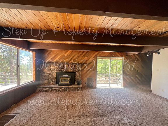 4th image of 21202 Placer Ave